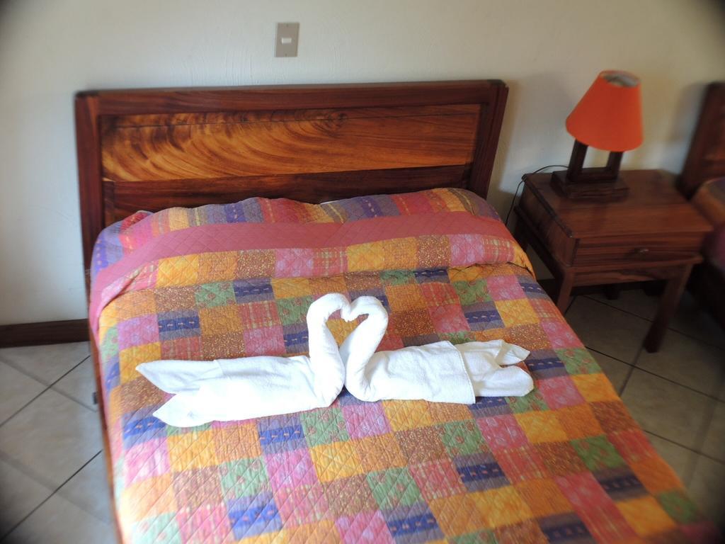 Hotel Villa Hermosa レタルレウ エクステリア 写真