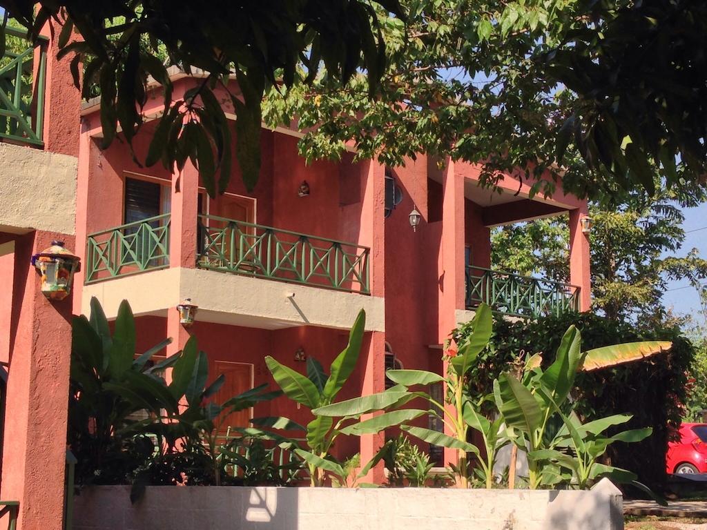 Hotel Villa Hermosa レタルレウ エクステリア 写真