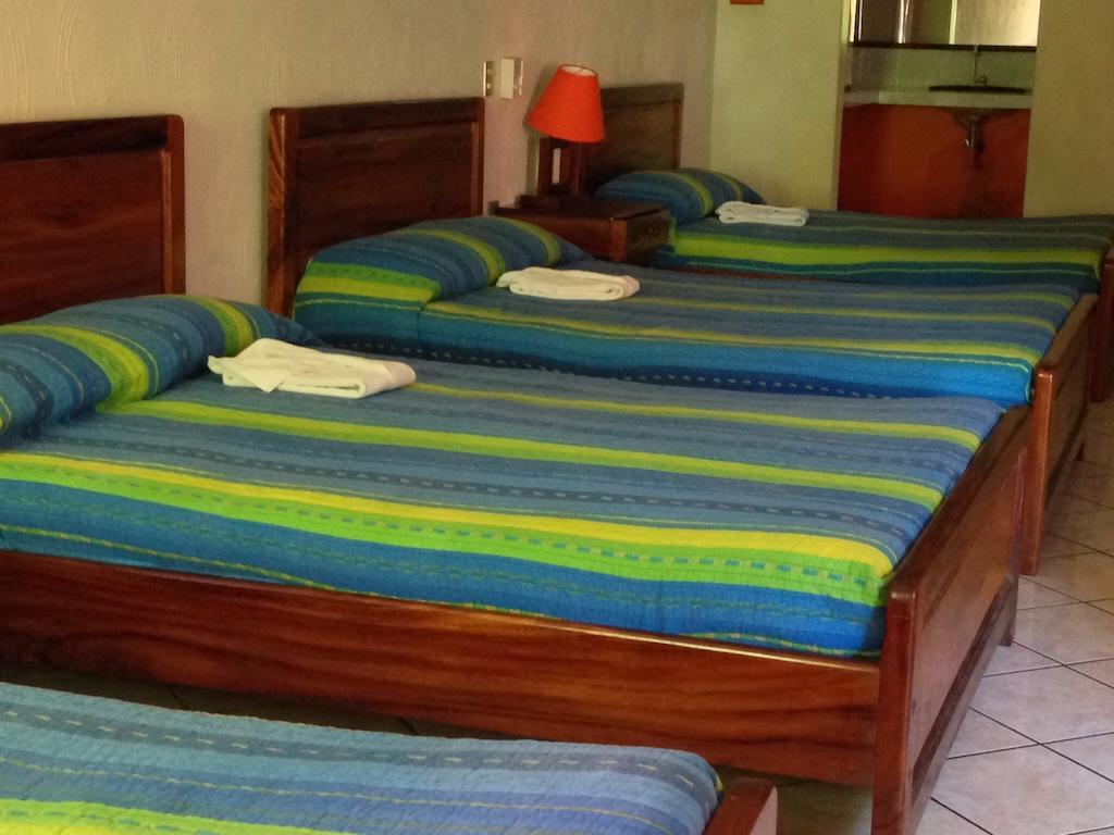 Hotel Villa Hermosa レタルレウ エクステリア 写真